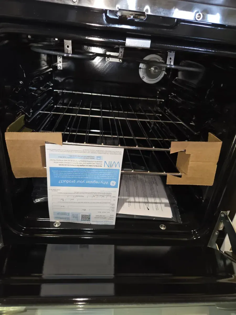 24 in. Single Electric Wall Oven Self-Cleaning in White - image 6