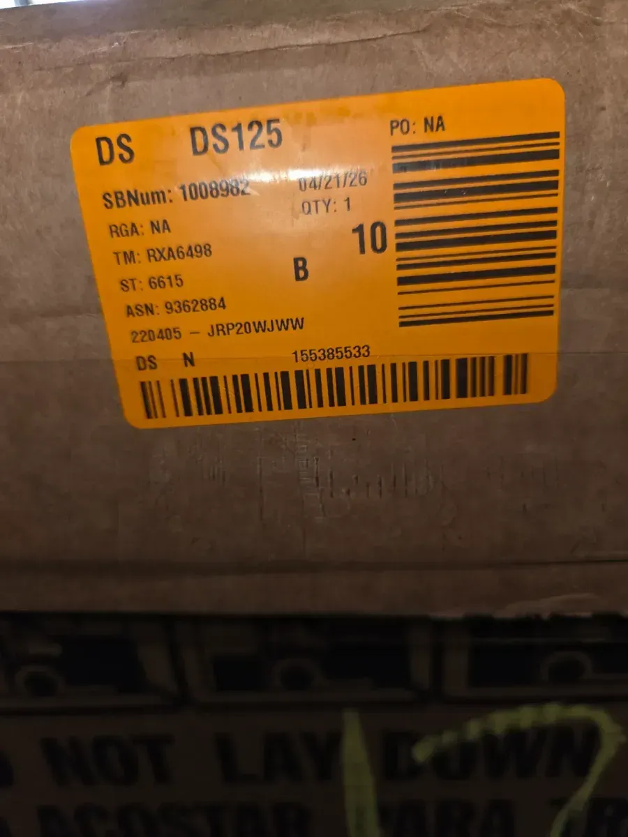 24 in. Single Electric Wall Oven Self-Cleaning in White - image 8