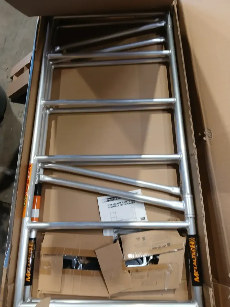 Alu Series 6 ft. H x 4.8 ft. W x 2.5 ft. D Aluminum Portable Utility Scaffold with Platforms, Wheels, 700 lbs. Capacity - image 4