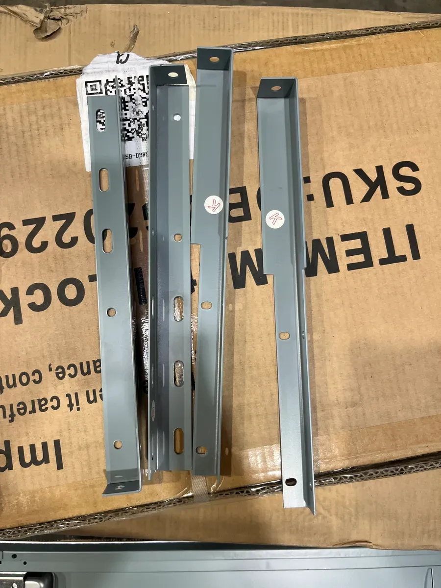 6-Tier Metal Locker for Gym, School, Office, Metal Storage Locker Cabinets with 6 Doors in Grey for Employees - image 6