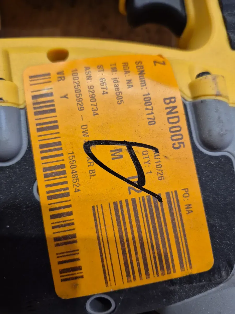 ***Non-functional*** 20V MAX XR Cordless Brushless 1 in. SDS Plus L-Shape Rotary Hammer (Tool Only) - image 2