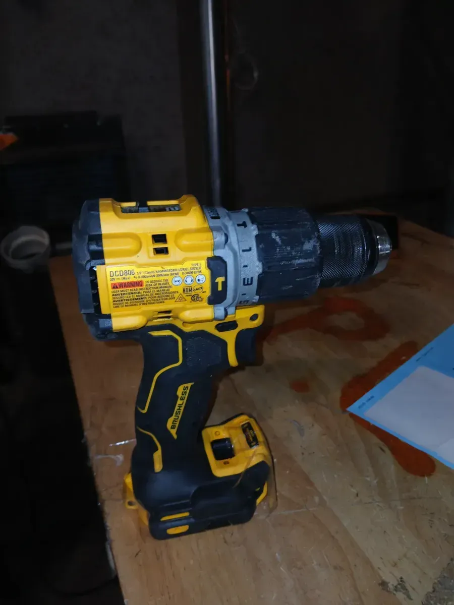 *** Not batterry *** 20V XR Brushless Cordless 1/2 in. Hammer Drill (Tool-Only) - image 3