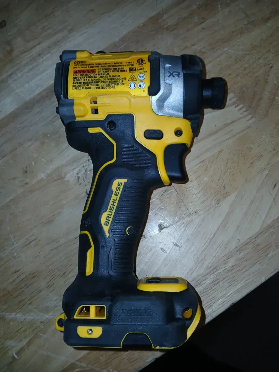 *** Not batterry*** 20V MAX XR Cordless Impact Driver (Tool Only) - image 3