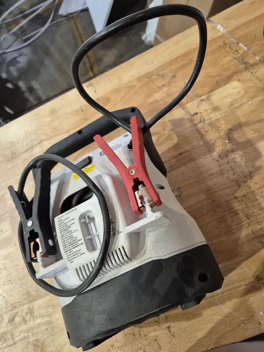 1400 Amp Jump Starter, Compressor, USB and AC Power - image 3