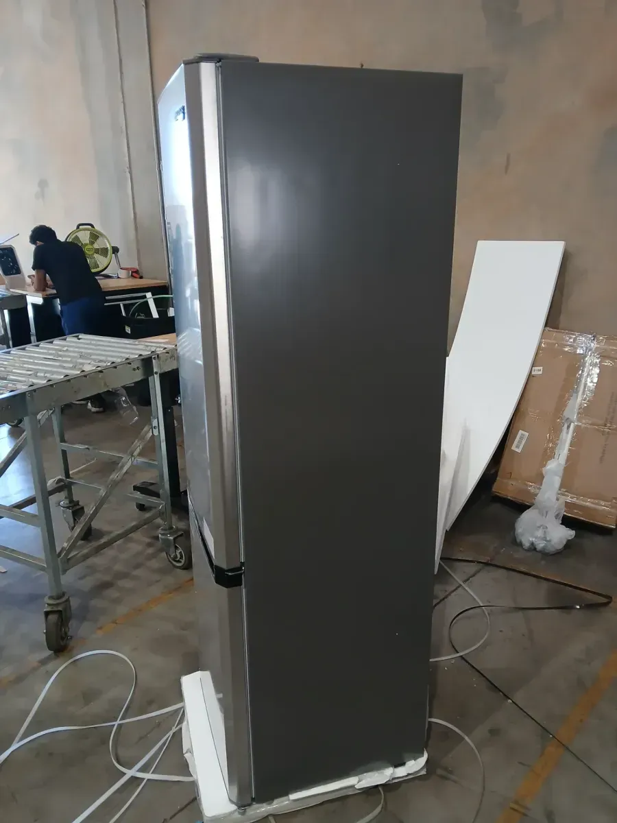 Prestige 21.6 in. 8.7 cu. ft. Bottom Freezer Refrigerator in Stainless Steel, ENERGY STAR - image 3