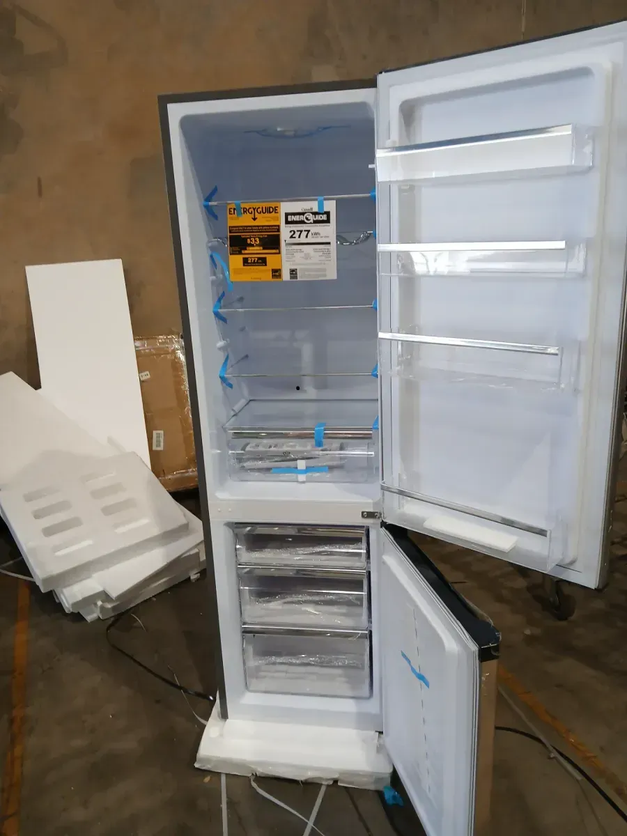 Prestige 21.6 in. 8.7 cu. ft. Bottom Freezer Refrigerator in Stainless Steel, ENERGY STAR - image 5