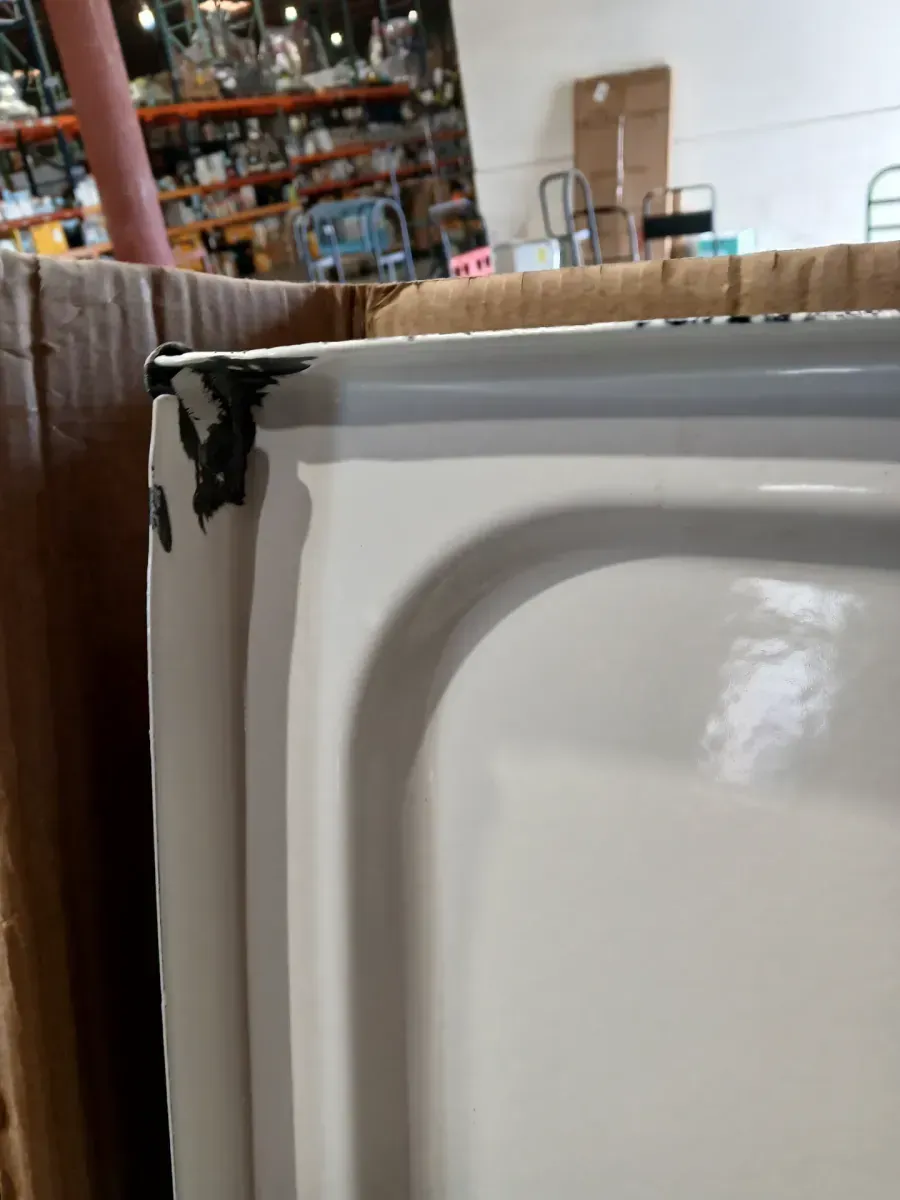 4 different style and size shower base 2 have minor dents and a Lttle crack  - image 3