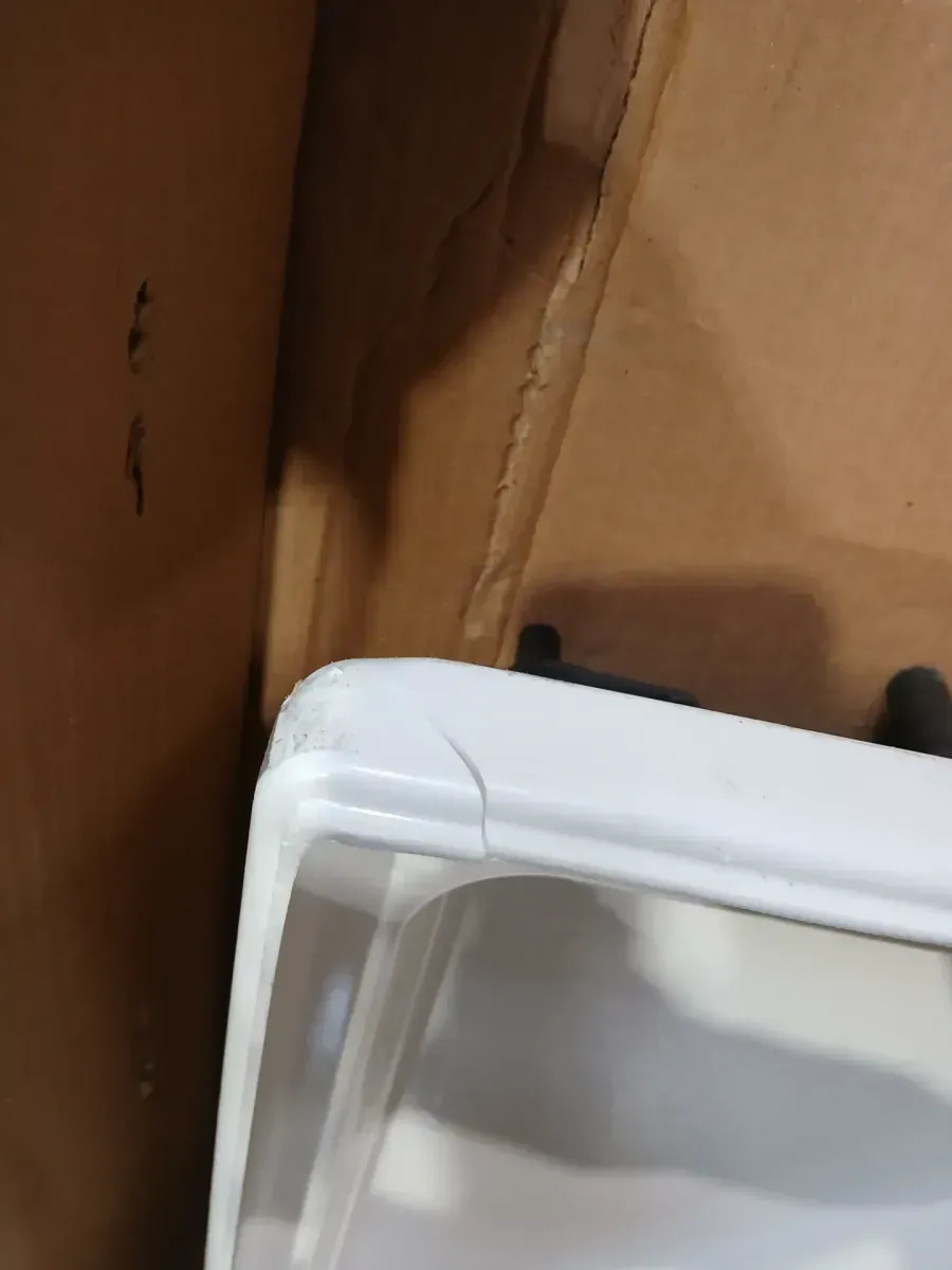 4 different style and size shower base 2 have minor dents and a Lttle crack  - image 5