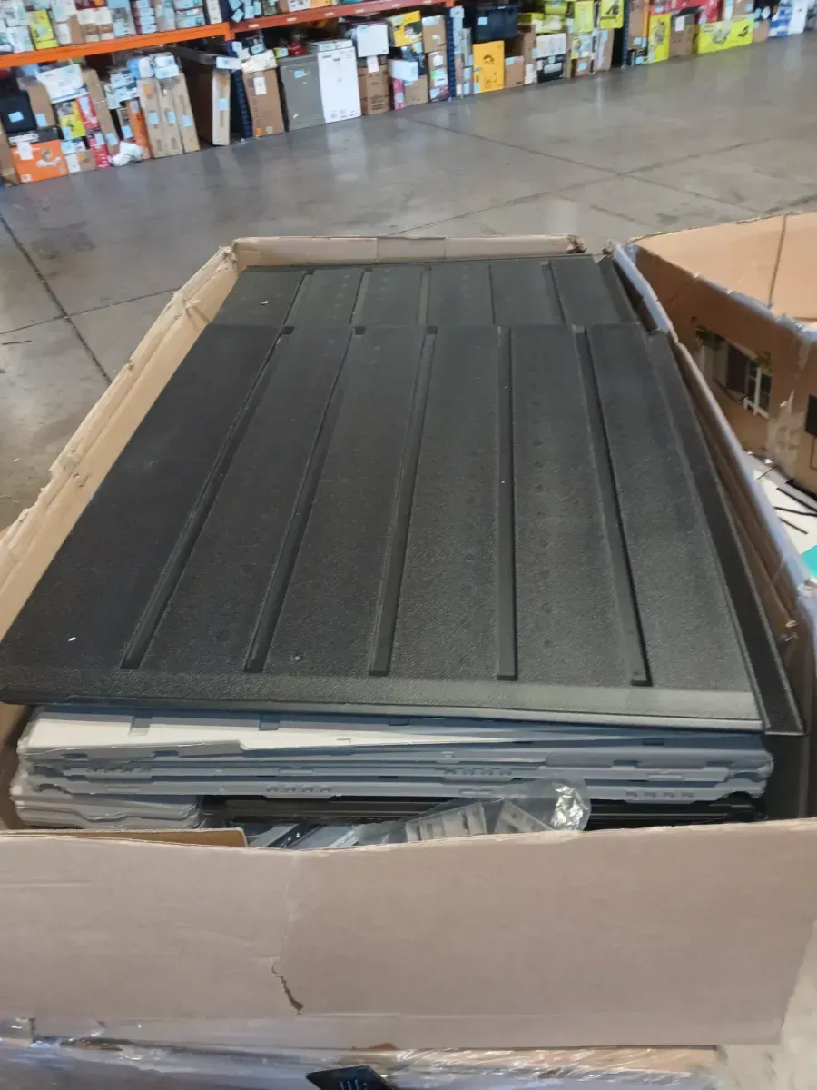 Rubbermaid Big Maximum Junior, 3 ft. 5 in. x 7 ft. W x 8 ft. D Plastic Storage Shed, 147 sq. ft. - image 3