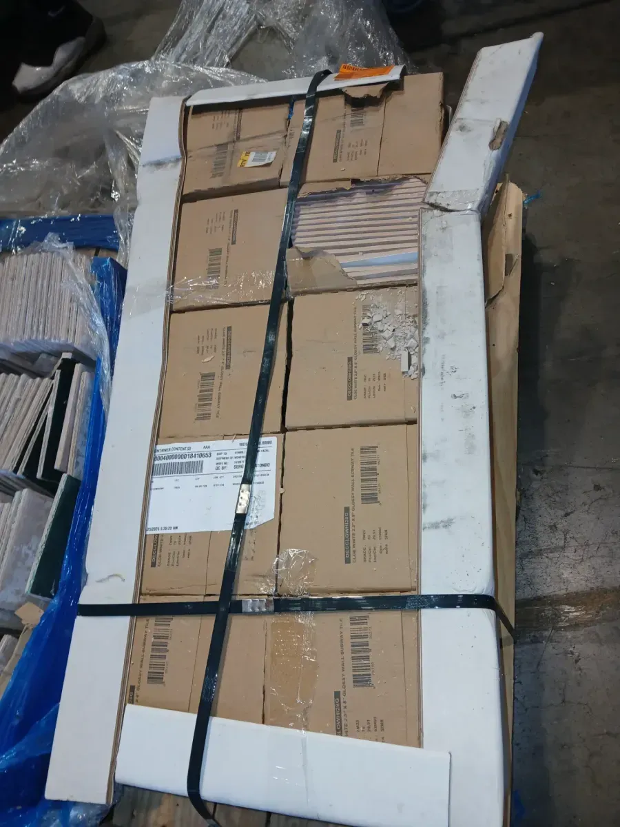 *** Pallet  of 10 case (106.4 sq. ft./Case) *** Cloe Subway Glossy White 2.5 in. x 8 in. Handmade-Look Ceramic Wall Tile (10.64 sq. ft./Case) - image 3