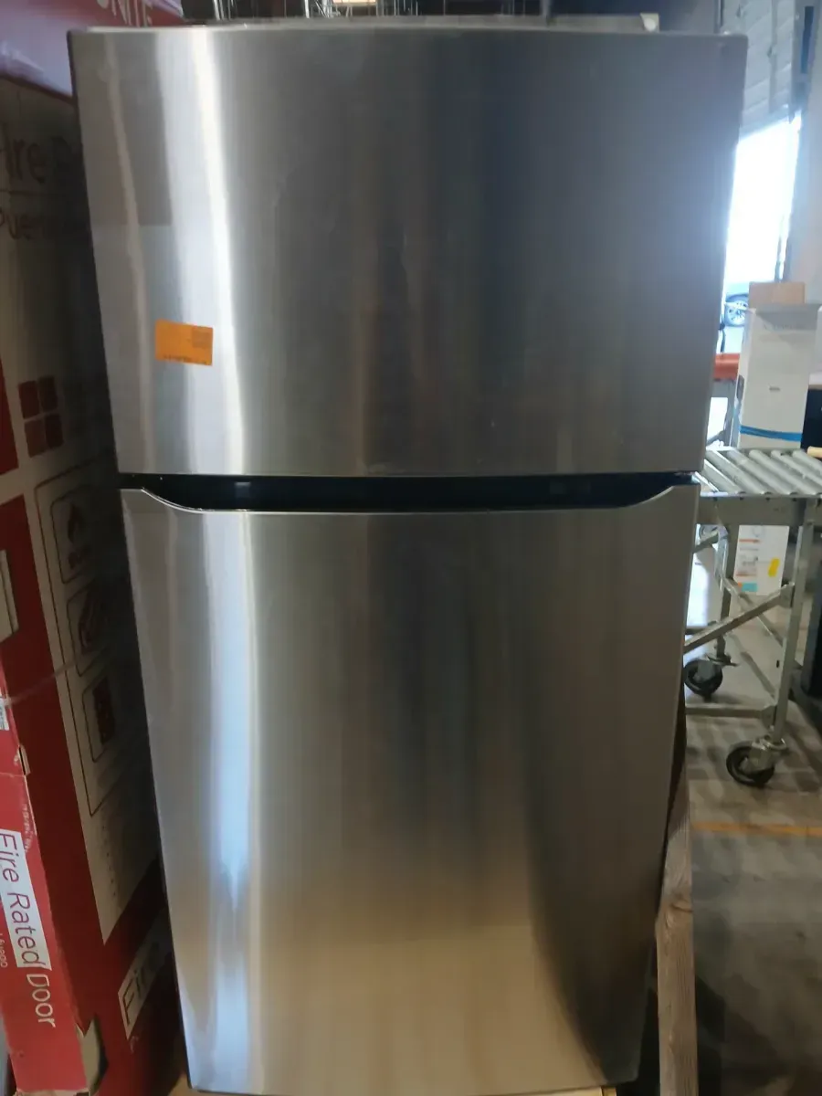 24 in. W 11 cu. ft. Counter Depth Top Freezer Refrigerator in PrintProof Stainless Steel Look - image 3