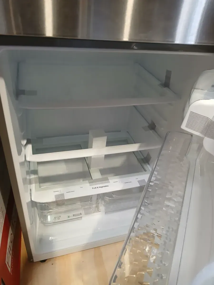 24 in. W 11 cu. ft. Counter Depth Top Freezer Refrigerator in PrintProof Stainless Steel Look - image 5