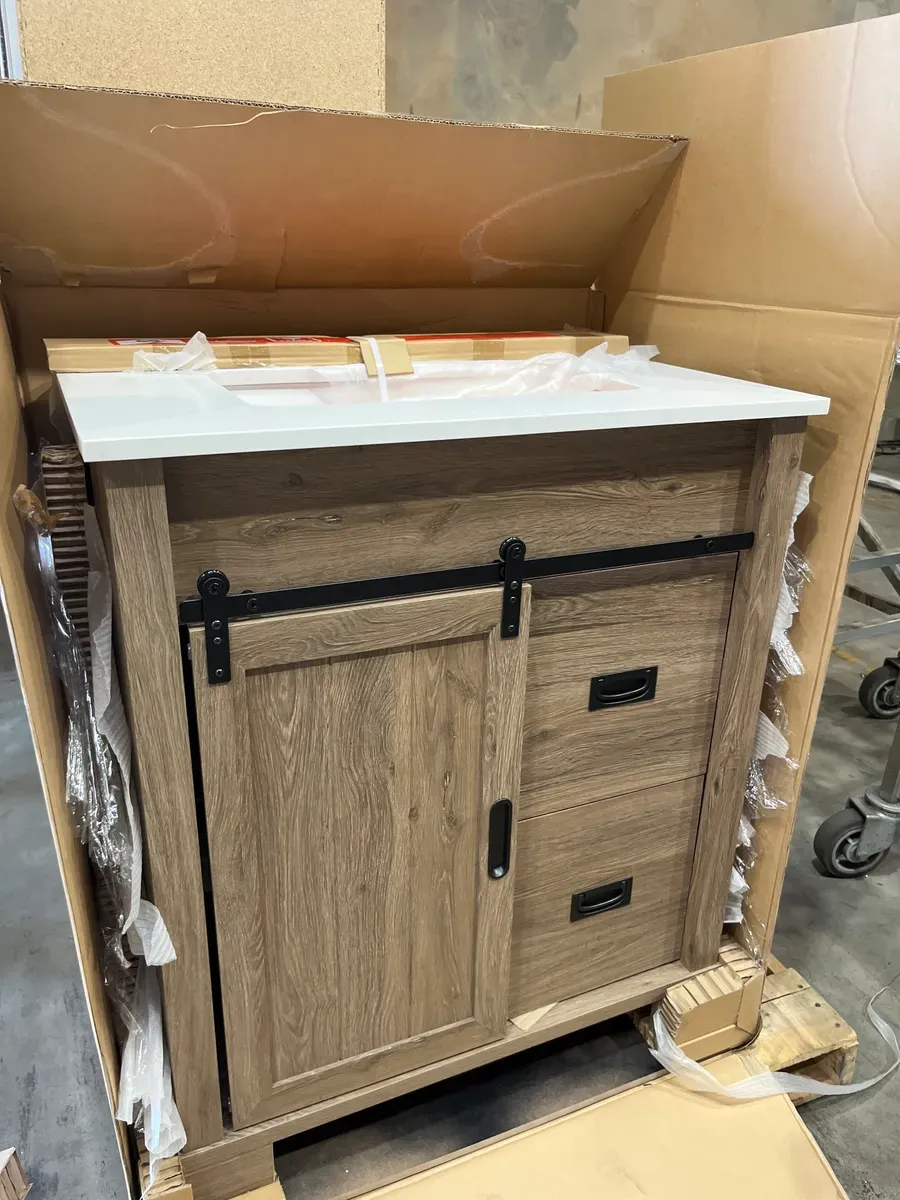 Brindley 30 in. Single Sink Freestanding Aged Oak Bath Vanity with White Engineered Stone Top (Assembled) - image 3