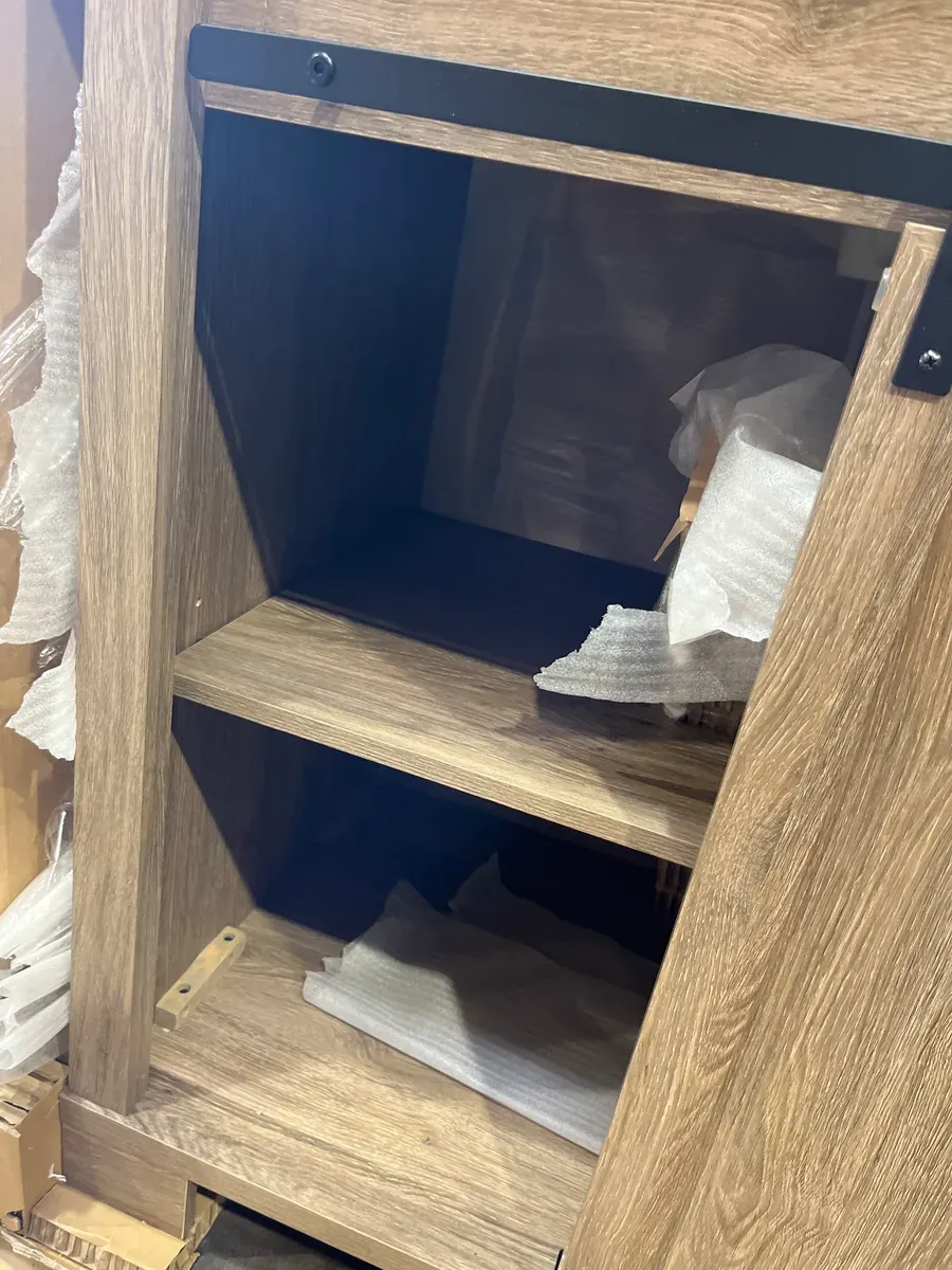 Brindley 30 in. Single Sink Freestanding Aged Oak Bath Vanity with White Engineered Stone Top (Assembled) - image 5