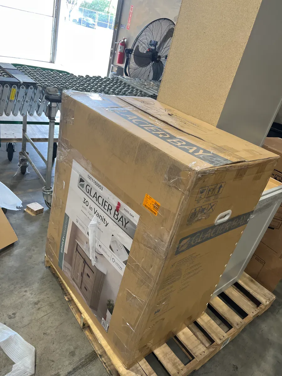 Brindley 30 in. Single Sink Freestanding Aged Oak Bath Vanity with White Engineered Stone Top (Assembled) - image 7