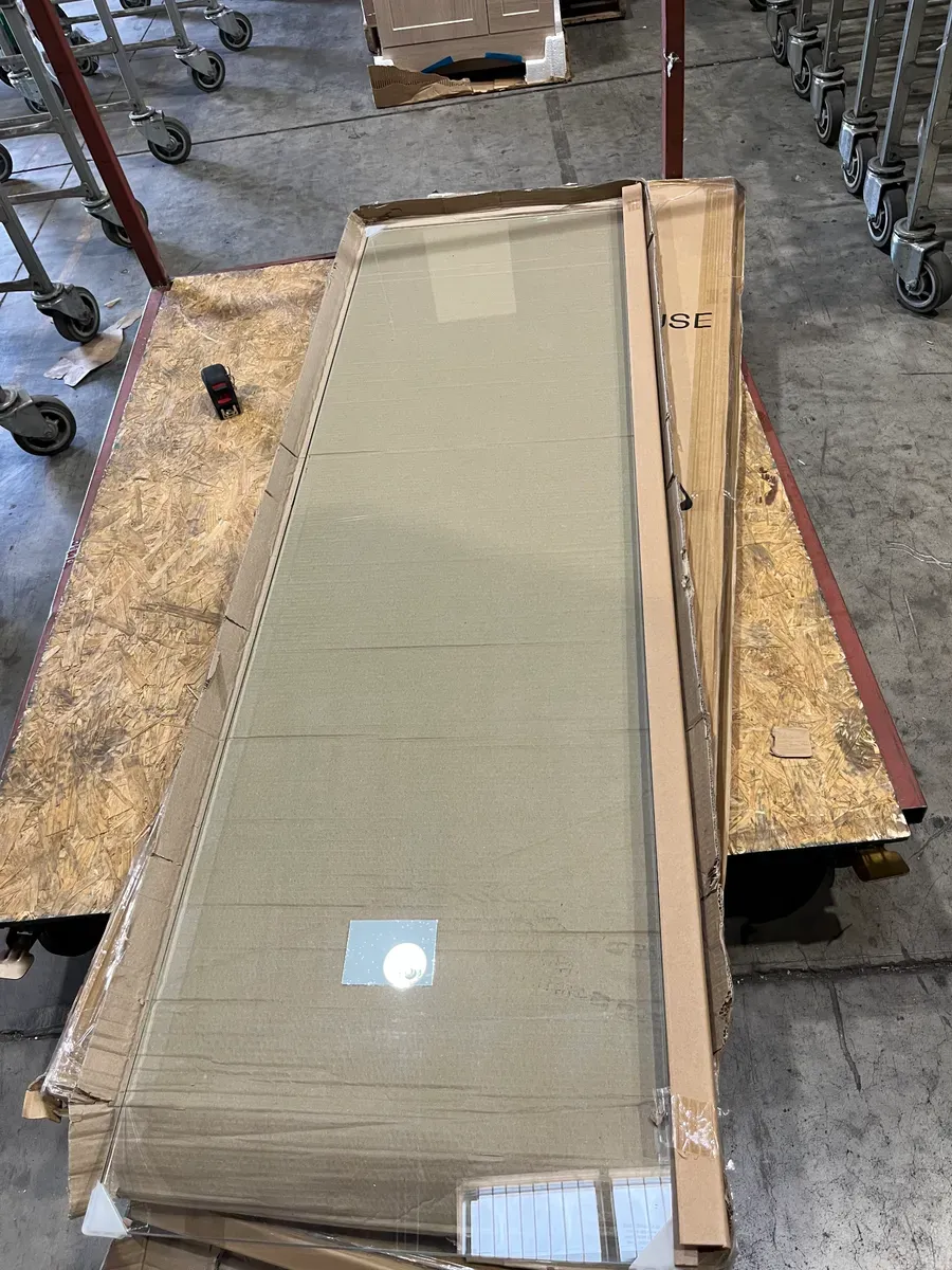 Vela 78”in x22.5”x 3/8”H Frameless Fixed Panel Tub Door in Polished Brass with Clear Glass - image 1