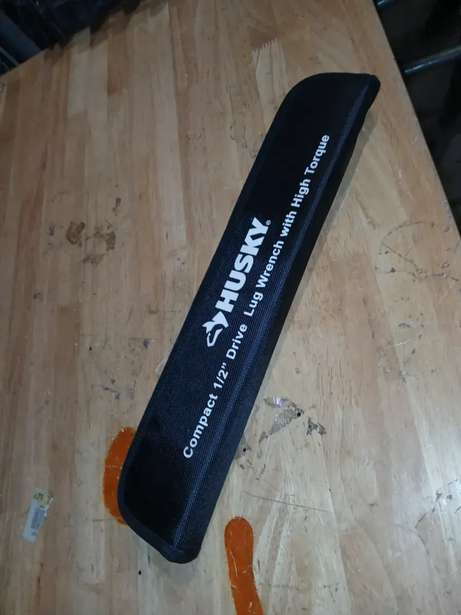 Husky Compact 1/2 in. Drive Lug Wrench with High Torque - image 5