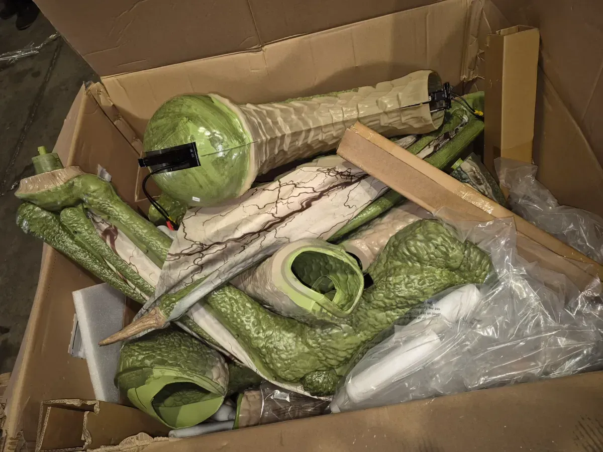 8 ft. Inflatable Twin-Headed Dragon Decoration Halloween Inflatable with Lights - image 3