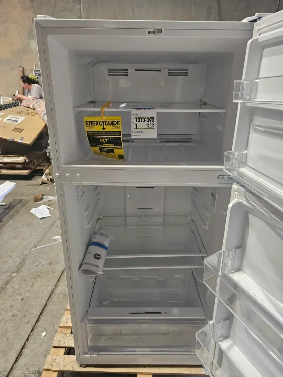 14.2 cu. ft. Top Freezer Refrigerator in White, Garage Ready - image 10