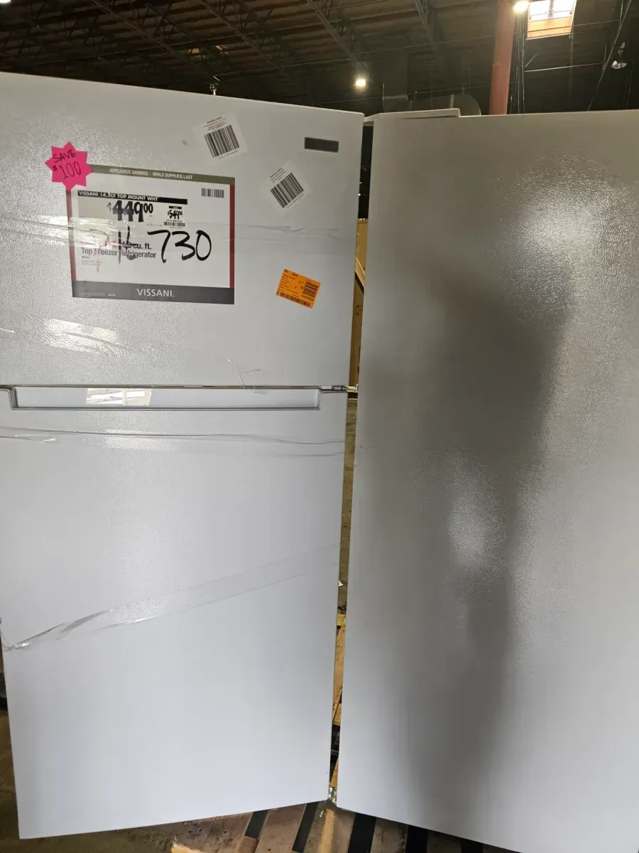 14.2 cu. ft. Top Freezer Refrigerator in White, Garage Ready - image 3