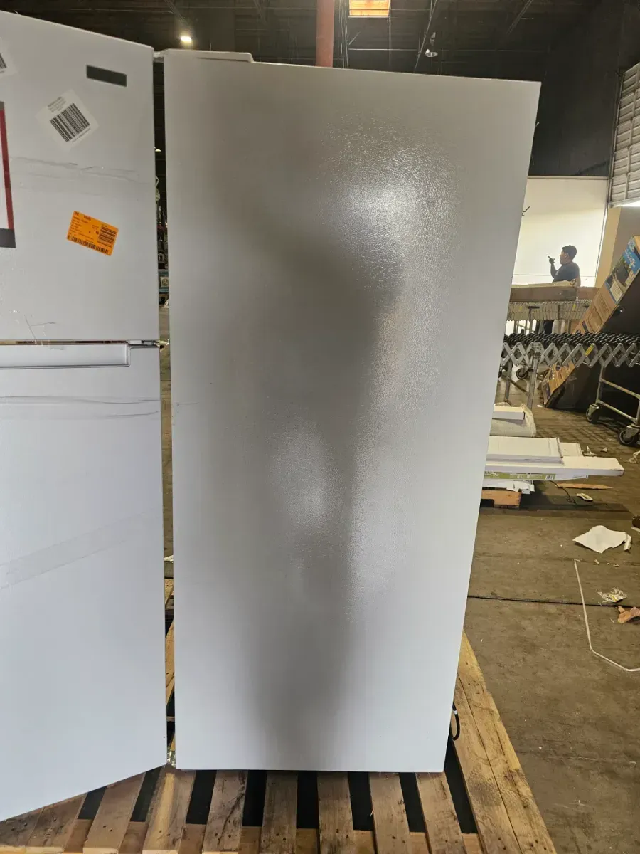 14.2 cu. ft. Top Freezer Refrigerator in White, Garage Ready - image 4