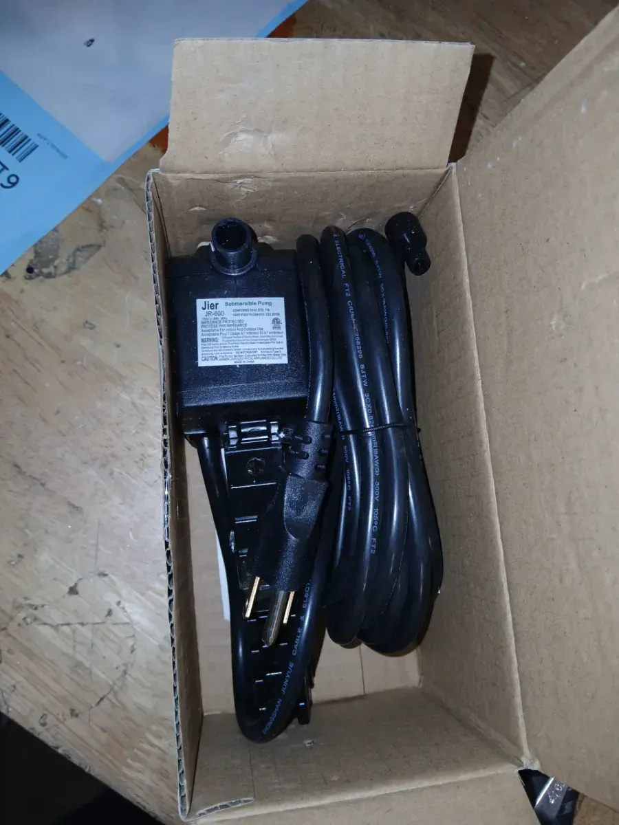 Questions and Answers for CHG CLASSIC HOME & GARDEN Yorkshire Zinc Cement Fountain - image 6