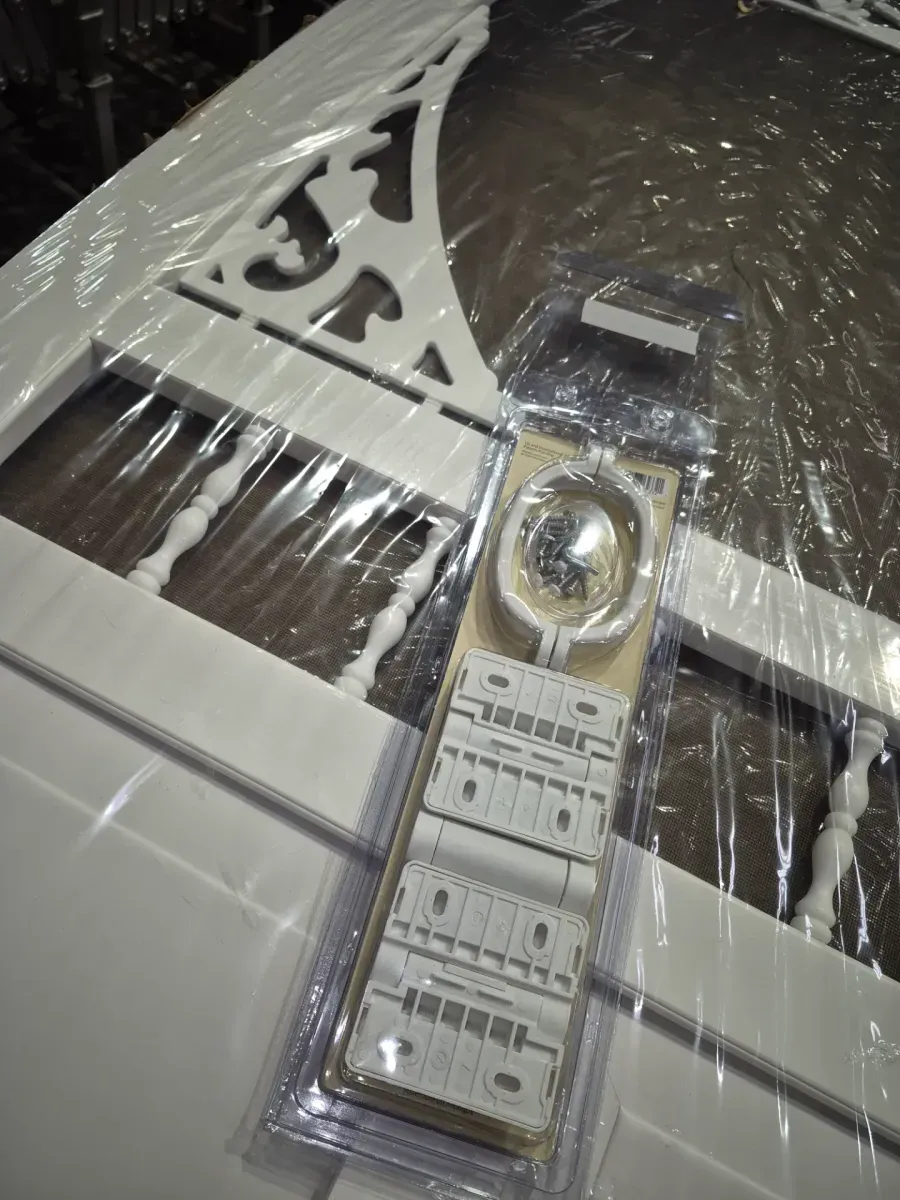 ***broken at the corners***Screen Tight 32 in. x 80 in. Georgian Solid Vinyl White Screen Door  - image 5