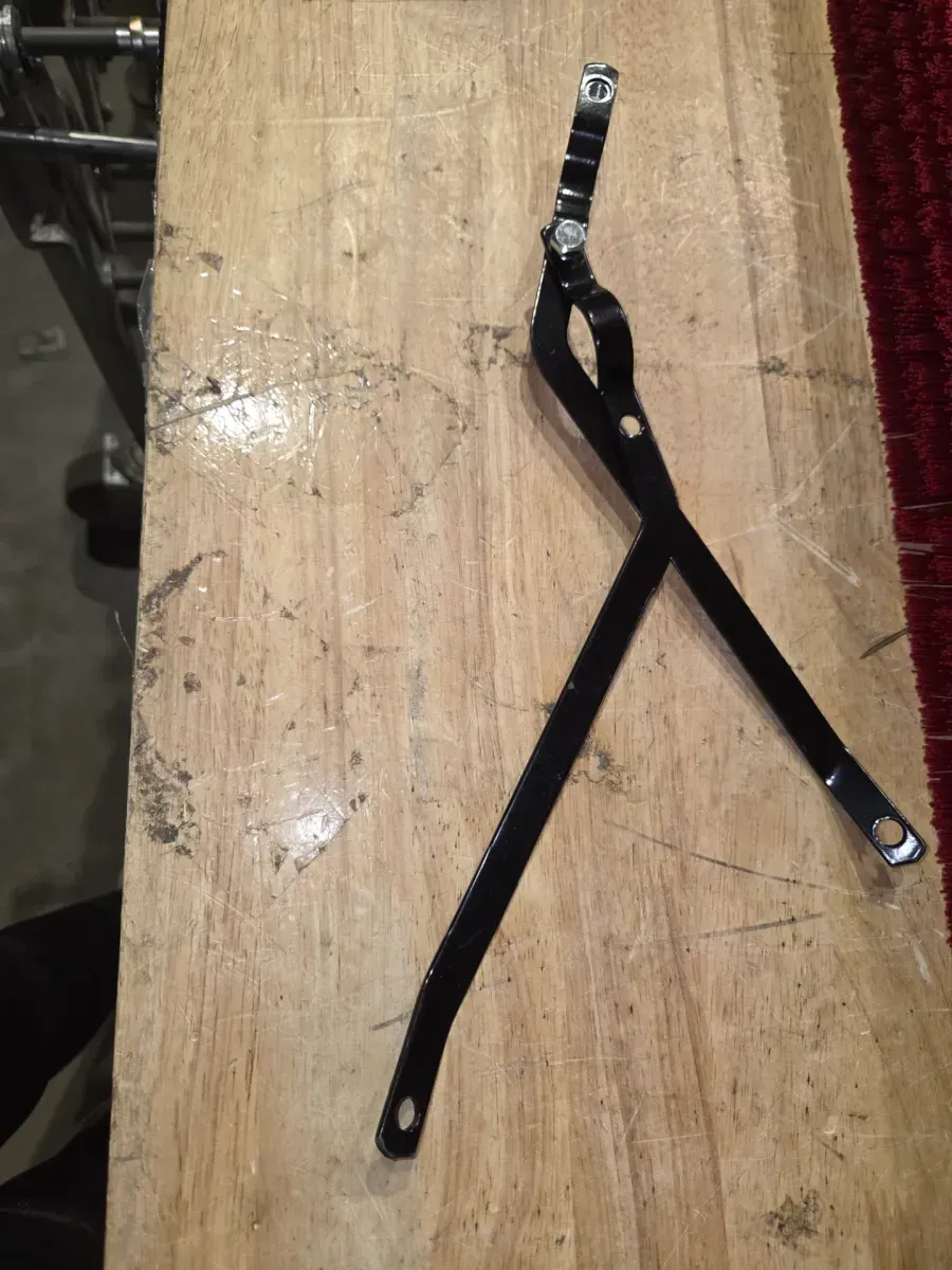 24 in. Easy to Assemble Outdoor Push Broom - image 3