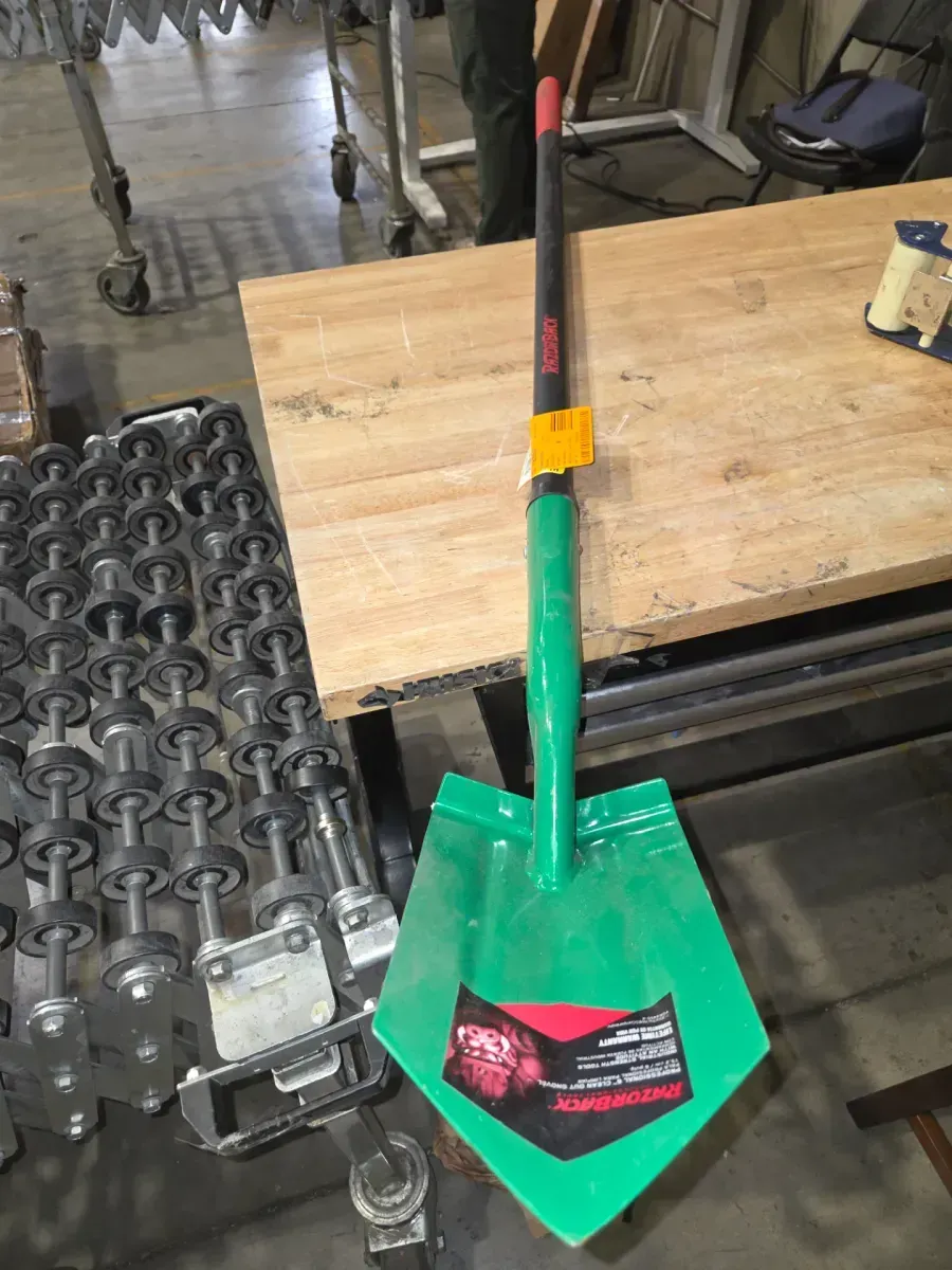 43 in. Fiberglass Handle Trenching Shovel - image 3