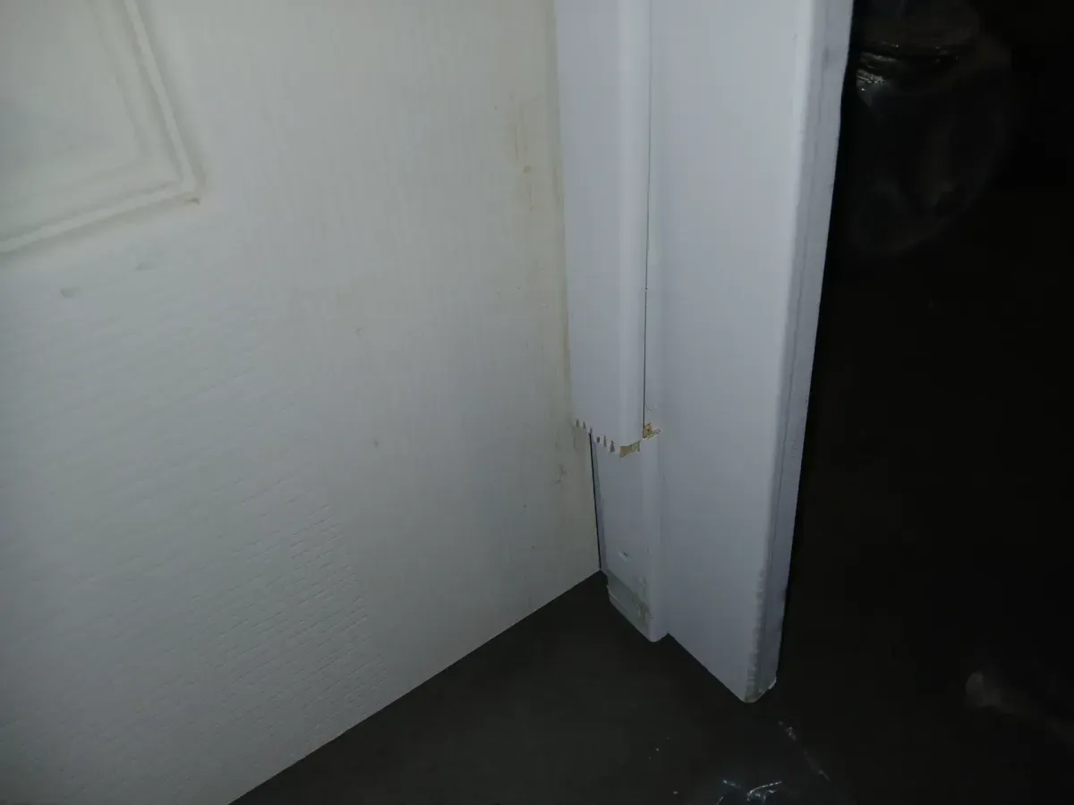 *** With frame ***  Masonite 30 in. x 80 in. 6 Panel Right-Handed Primed Composite Hollow Core Single Prehung Interior Door 4-9/16 in. Flat Jamb - image 3