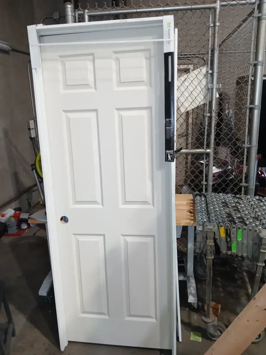 *** With frame *** Masonite 30 in. x 80 in. 6 Panel Right-Handed Primed Composite Hollow Core Single Prehung Interior Door 4-9/16 in. Flat Jamb - image 2