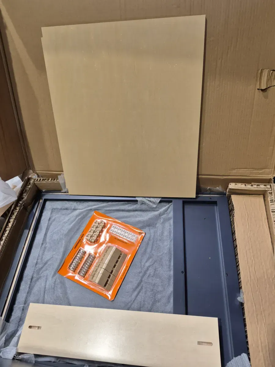 Avondale 24 in. W x 21 in. D x 34.5 in. H Ready to Assemble Plywood Shaker Sink Base Bath Cabinet in Ink Blue - image 4