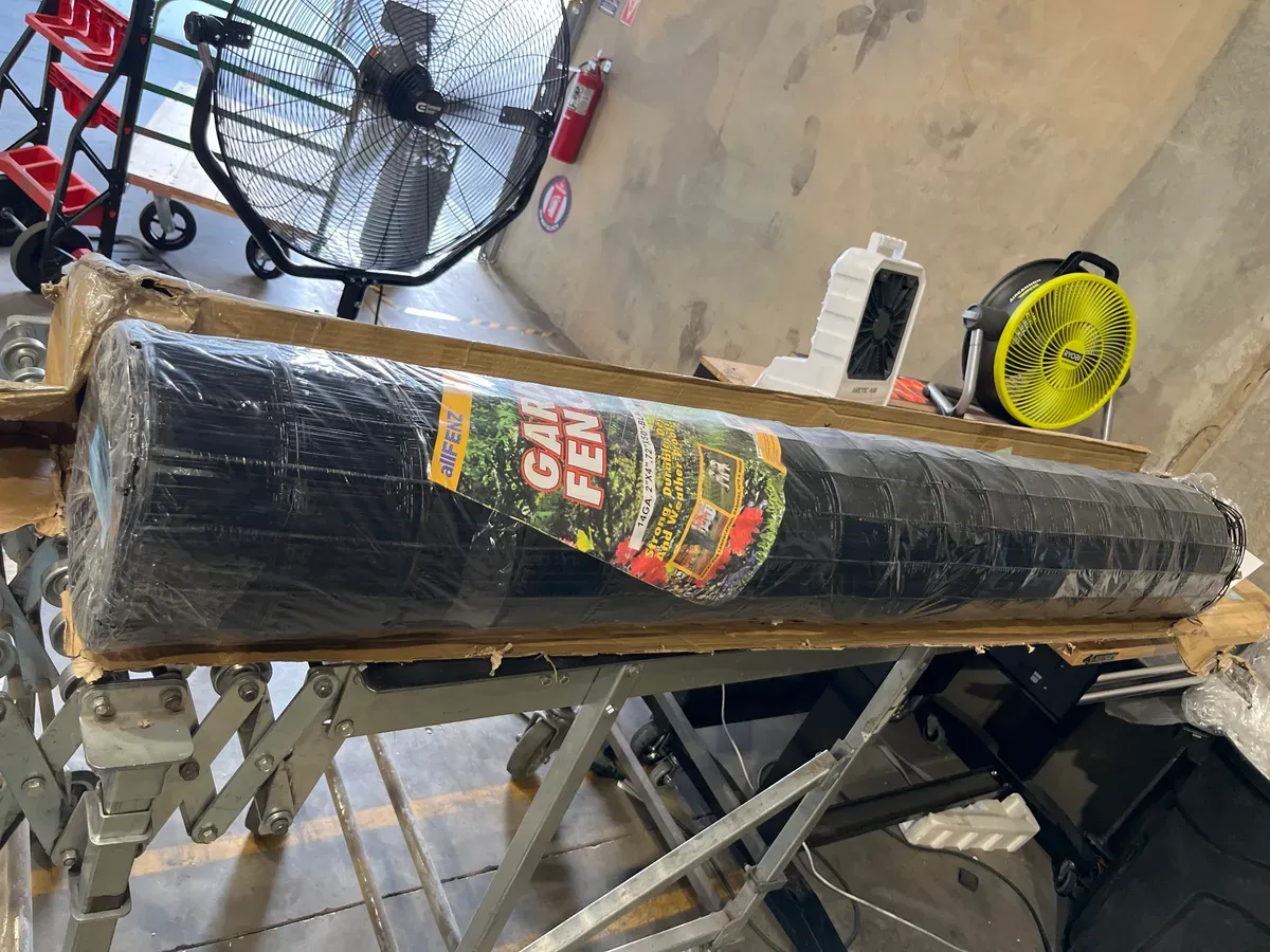 6 ft. x 50 ft. 14-Gauge Black PVC-Coated Welded Wire - image 7