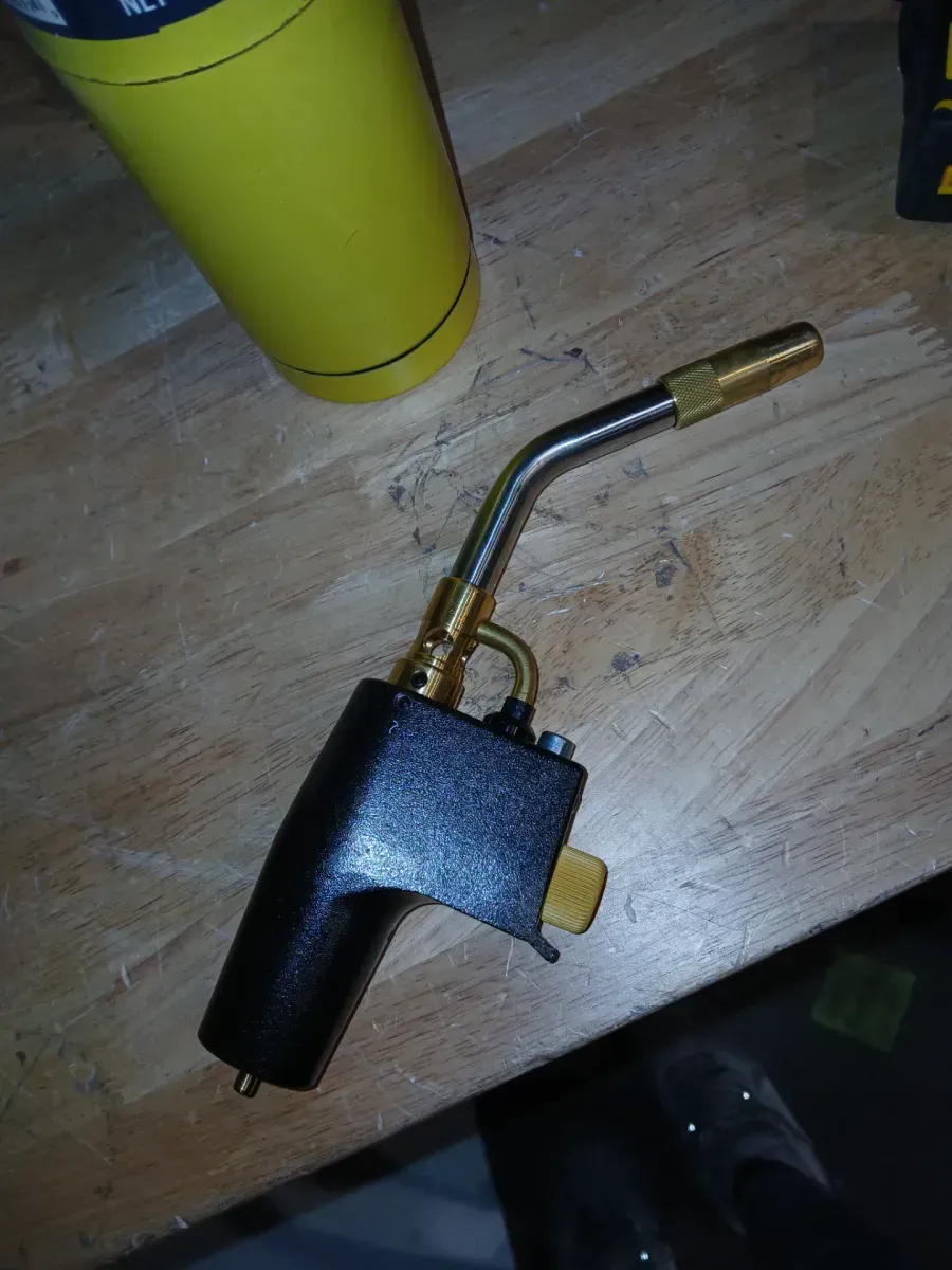 DuraCast 4000 Torch Kit with 14.1 oz. MAP-Pro Cylinder and Premium Blow Torch - image 4