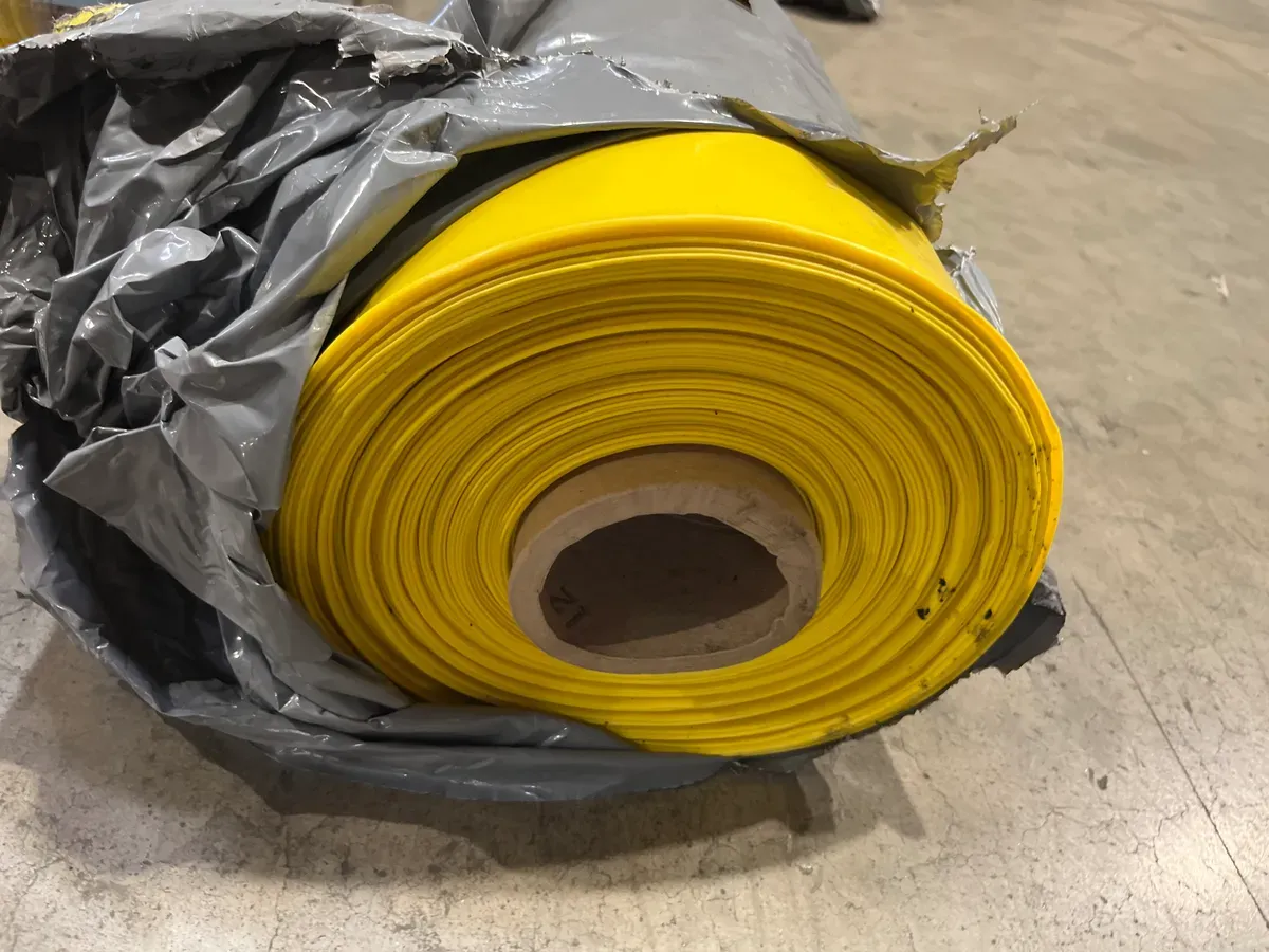 14 ft. x 140 ft. 15 mil Yellow Guard Vapor Barrier - image 4