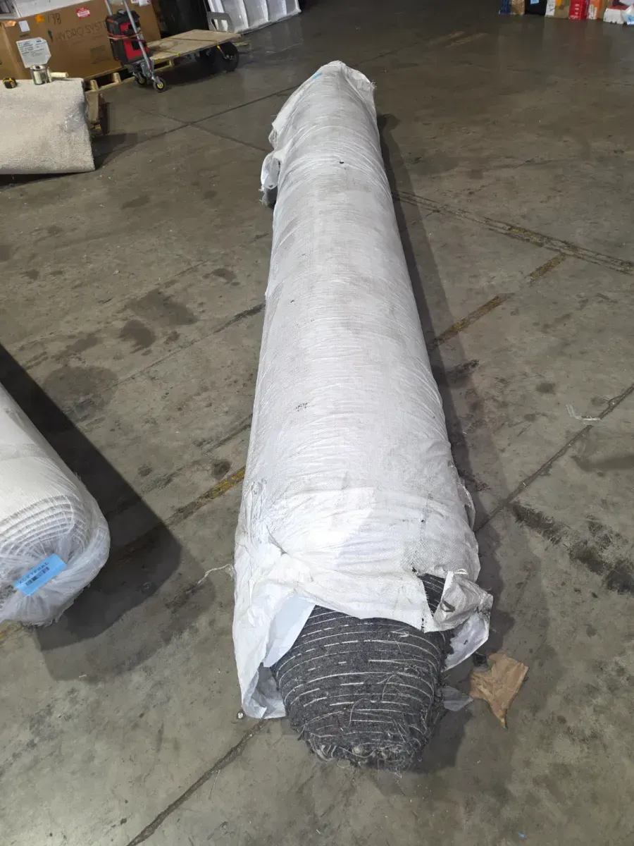 12-foot roll of carpet—length unknown. - image 2