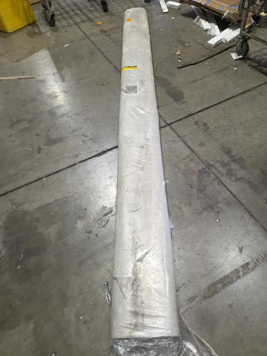 12-foot roll of carpet—length unknown. - image 3