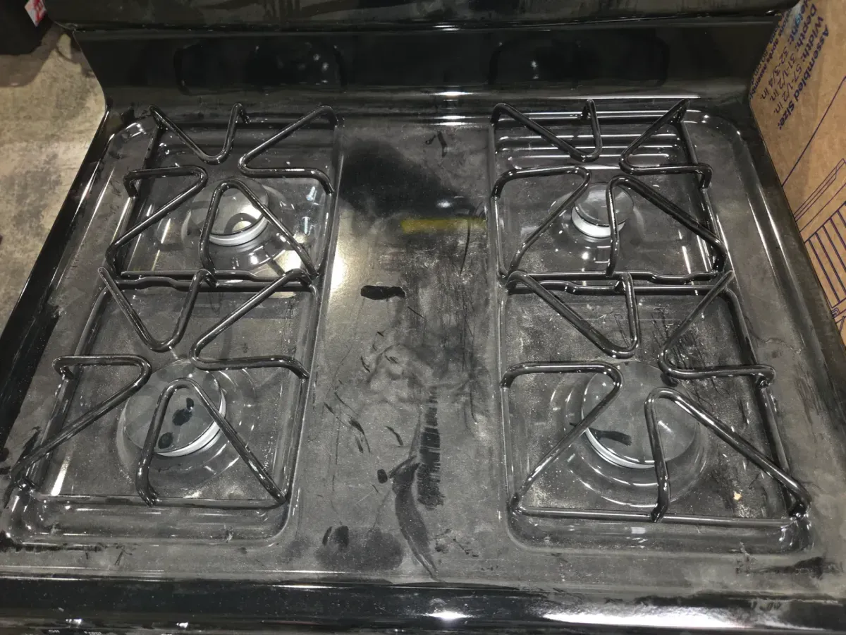 30 in. 4.8 cu. ft. Freestanding Gas Range in Black - image 3