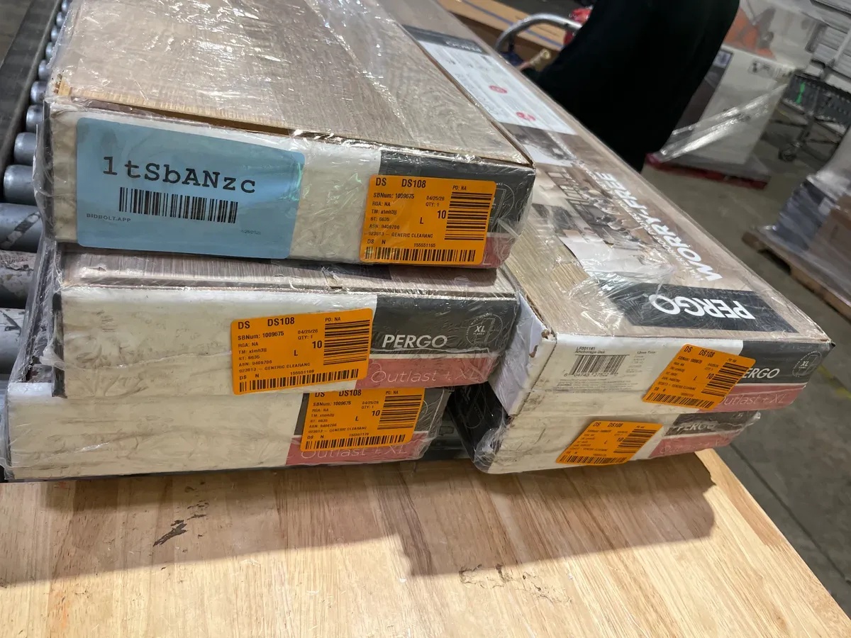 Pergo Outlast+ Anchorage Oak 12 mm T × 9.45 in. W x 47.24 in. L Waterproof Laminate Wood Flooring (18.6 sq. ft./Case) - image 4