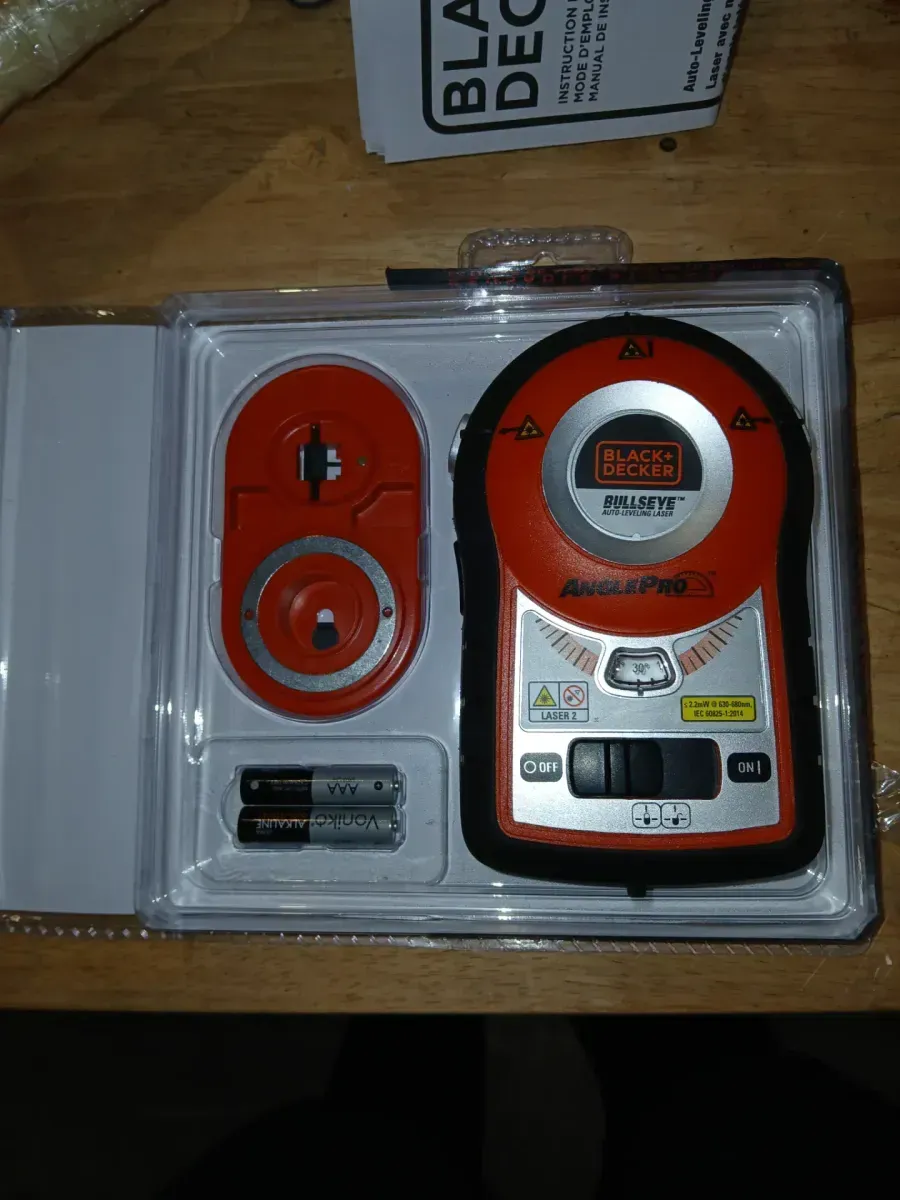 BullsEye Auto-Leveling Laser Level - image 4