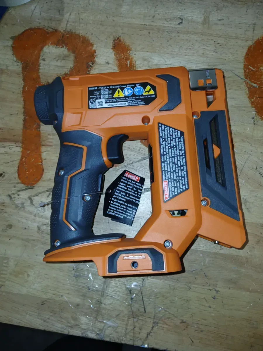 *** Not batterry *** 18V Cordless 3/8 in. Crown Stapler (Tool Only) - image 3