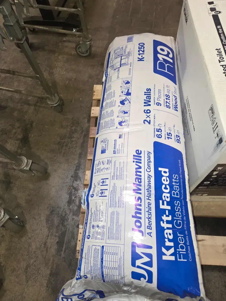 Johns Manville R-19 Kraft Faced Fiberglass Insulation Batt 15 in. W x 93 in. L - image 4