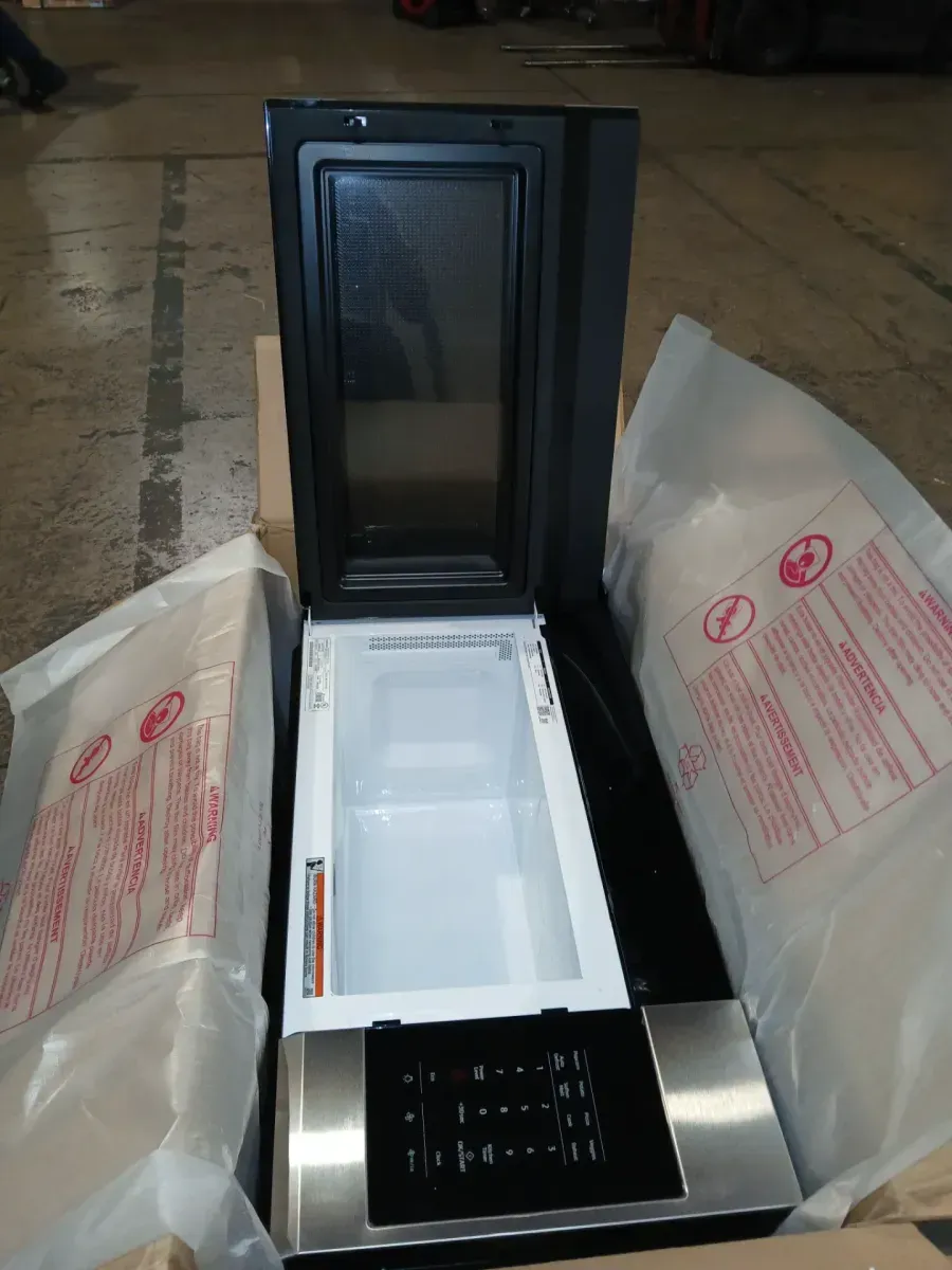 Samsung 30 in. 1.7 cu. ft. 1000 W Fingerprint Resistant Stainless Steel Over-the-Range Microwave - image 2