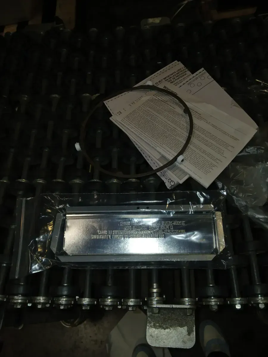 Samsung 30 in. 1.7 cu. ft. 1000 W Fingerprint Resistant Stainless Steel Over-the-Range Microwave - image 4