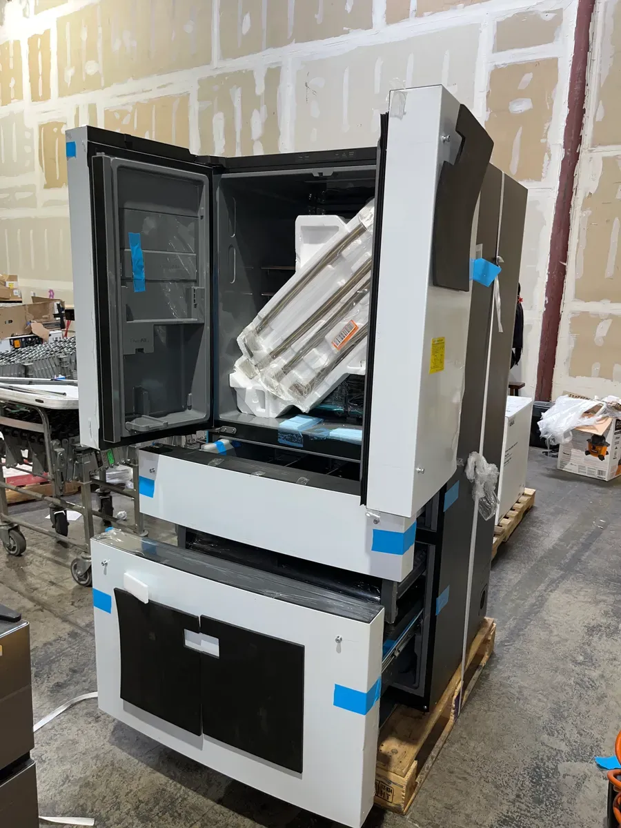 *** In one of the corners it is bent, it looks in very good condition ***28.7 Cu. Ft. 4-Door French Door Smart Refrigerator with Dual Dispense Auto Fill Pitcher – Matte White - image 10