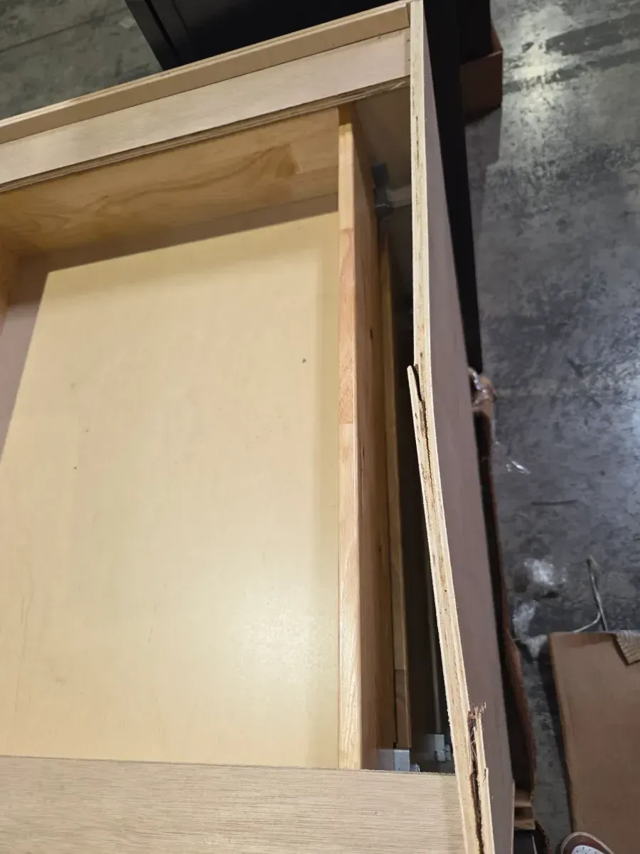 Set of 5 Cabinets (4 lower ,1upper ) - image 4