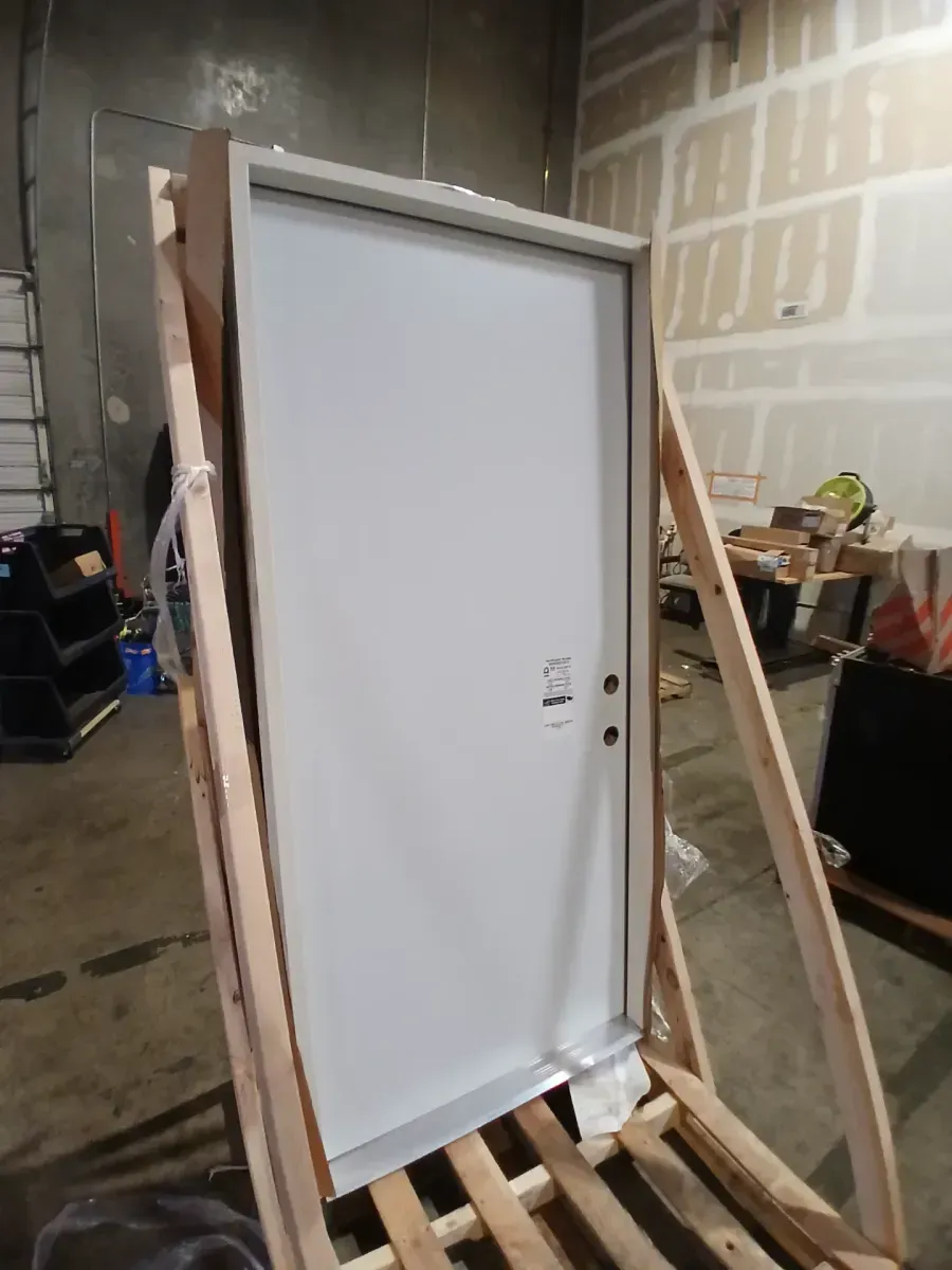 *** With frame *** Masonite 37/5 in. x 80 in. Premium Flush Right-Hand Inswing Primed Steel Prehung Front Exterior Door No Brickmold - image 3