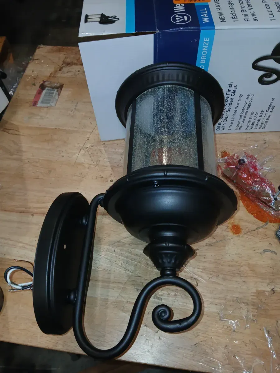 New Haven Wall-Mount 1-Light Outdoor Oil Rubbed Bronze Wall Lantern Sconce - image 2