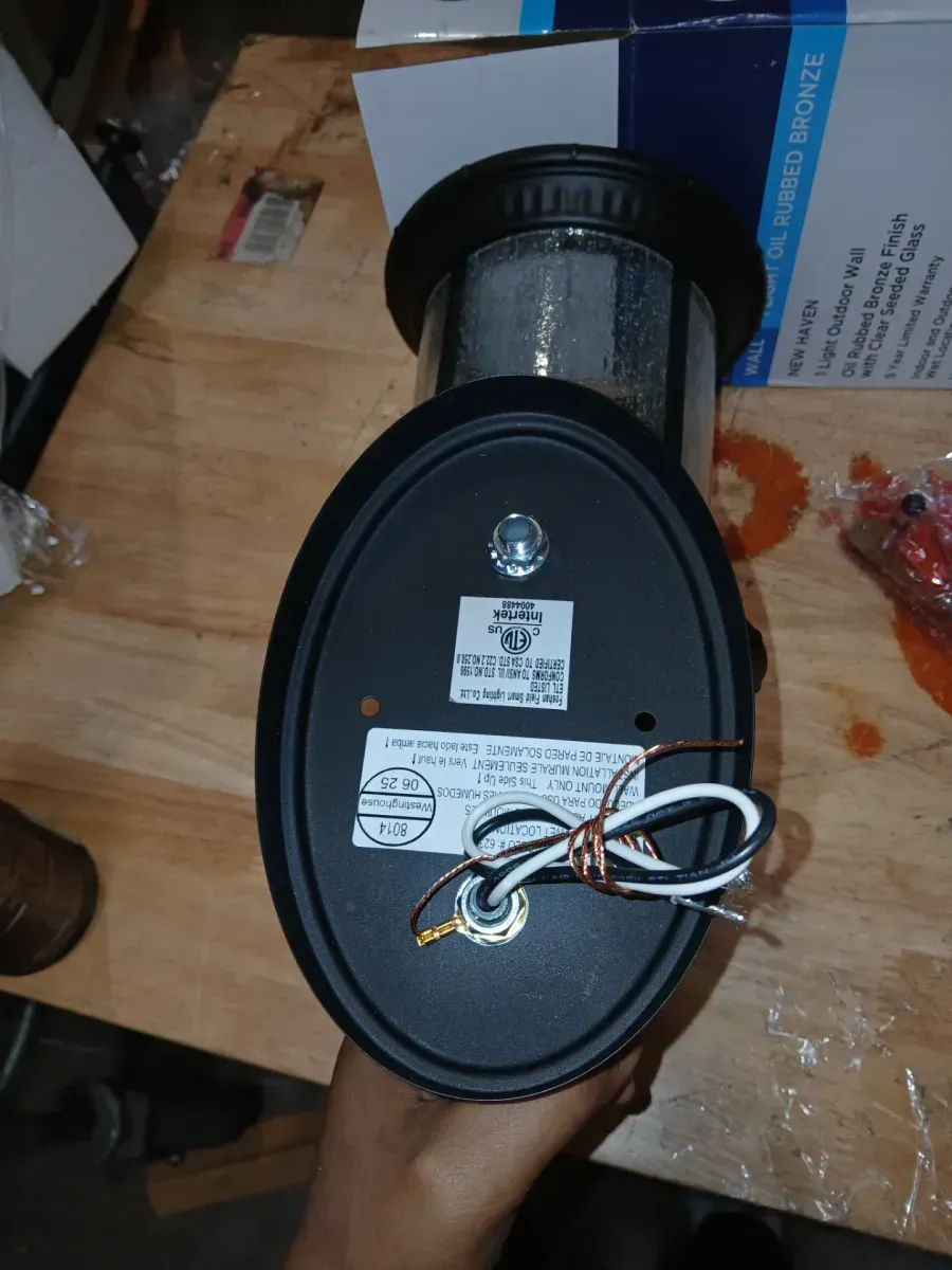 New Haven Wall-Mount 1-Light Outdoor Oil Rubbed Bronze Wall Lantern Sconce - image 3