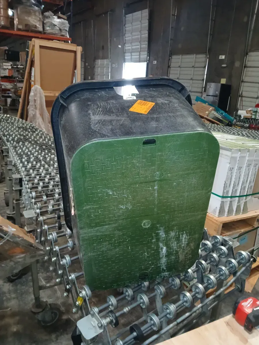 15 in. X 22 in. Rectangular Jumbo Valve Box and Cover, 12 in. Height, Black Box, Green ICV Cover - image 3